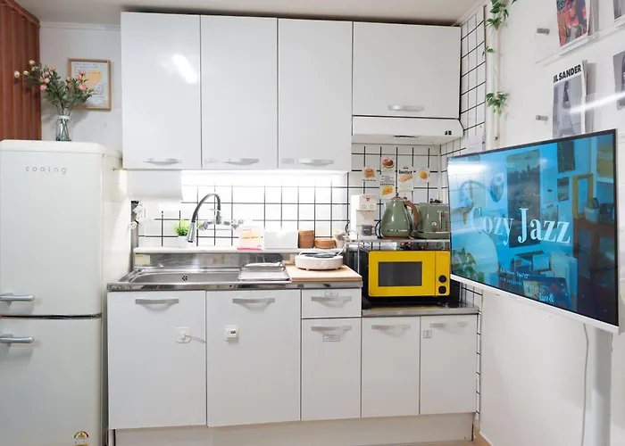 아파트 Near Lotte World, Kspo Dome, Coex, Olympic Park, 2 Rooms, 1 Queen Beds, 2single Bed, 4 People